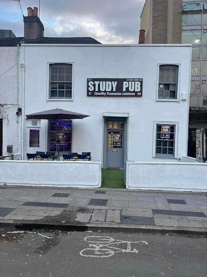 LA STUDY PUB
