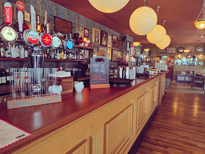 Oppio Lounge