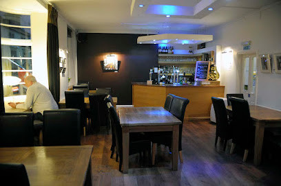 Ruskins Bar