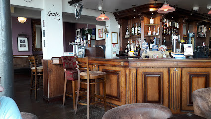 Harbour Lights Inn