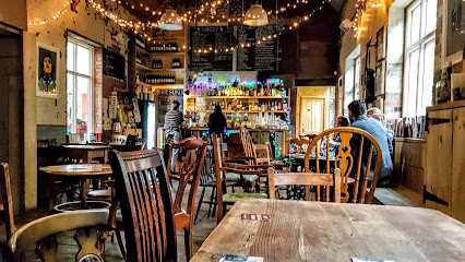 Left Luggage Room