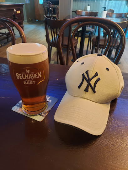 Legends Bar
