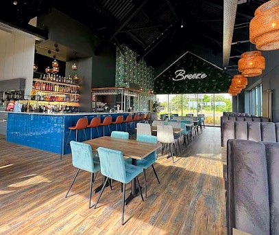 Breeze Lounge