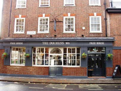 The Duchess W6