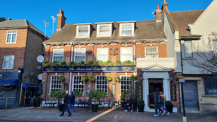 The Moon & Sixpence - JD Wetherspoon