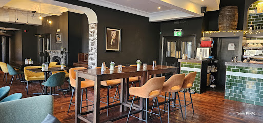 Lock and Quay Pub