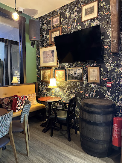 Tank Bar & Live Lounge