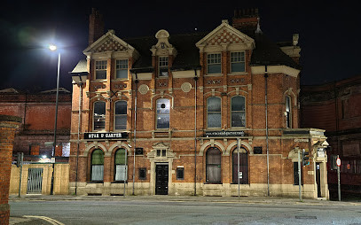 Star & Garter