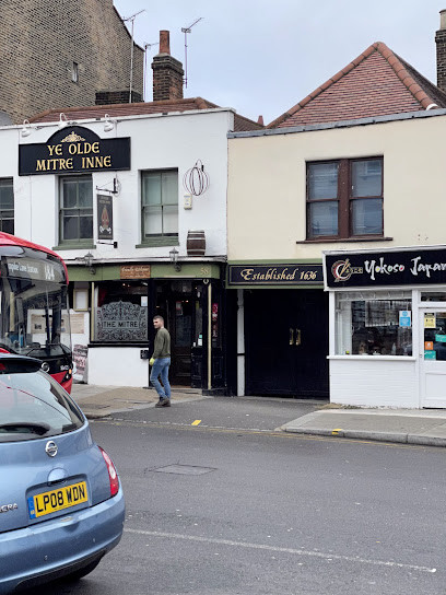 Ye Olde Mitre Barnet