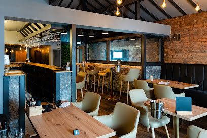 Loft 24 - Restaurant & Cocktail Bar