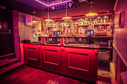 Simmons Bar | Tottenham Court Road