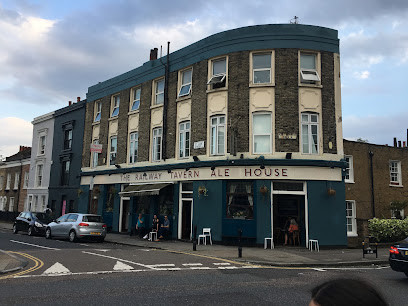 The Railway Tavern N16