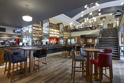 The Bloxwich Showman - JD Wetherspoon
