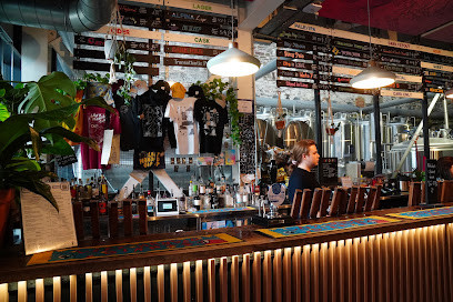 Left Handed Giant Brewpub