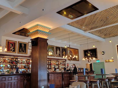 Cosy Club