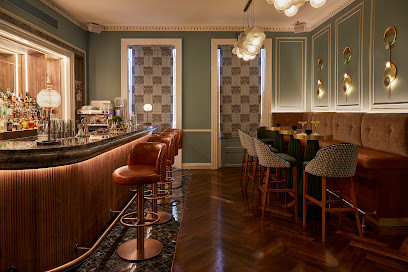 Octagon Bar