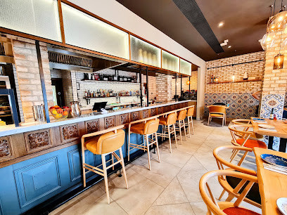 El Castillo - Tapas Restaurant