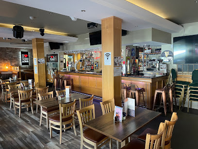 100 Acre Bar, Grill & Function Suite