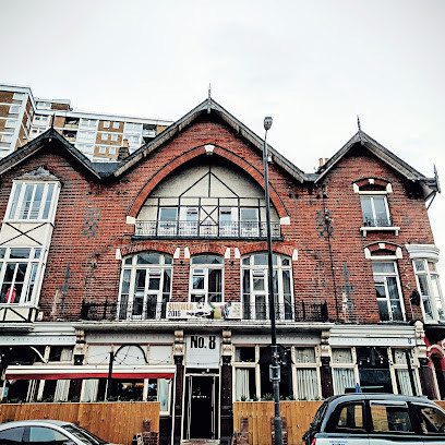 No.8 Seven Sisters